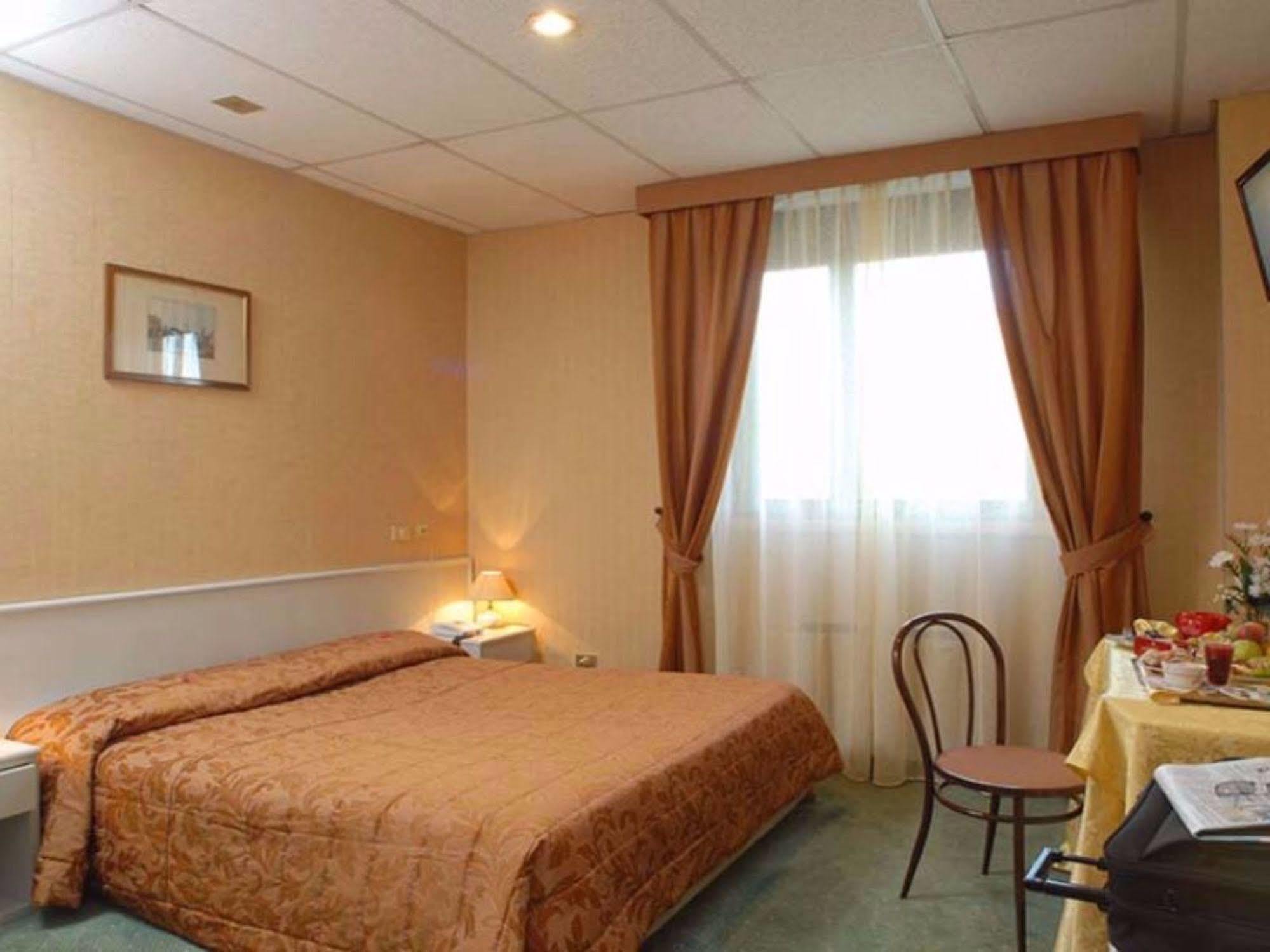Thp Bologna Hotel Carteria di Sesto Rastignano Eksteriør billede
