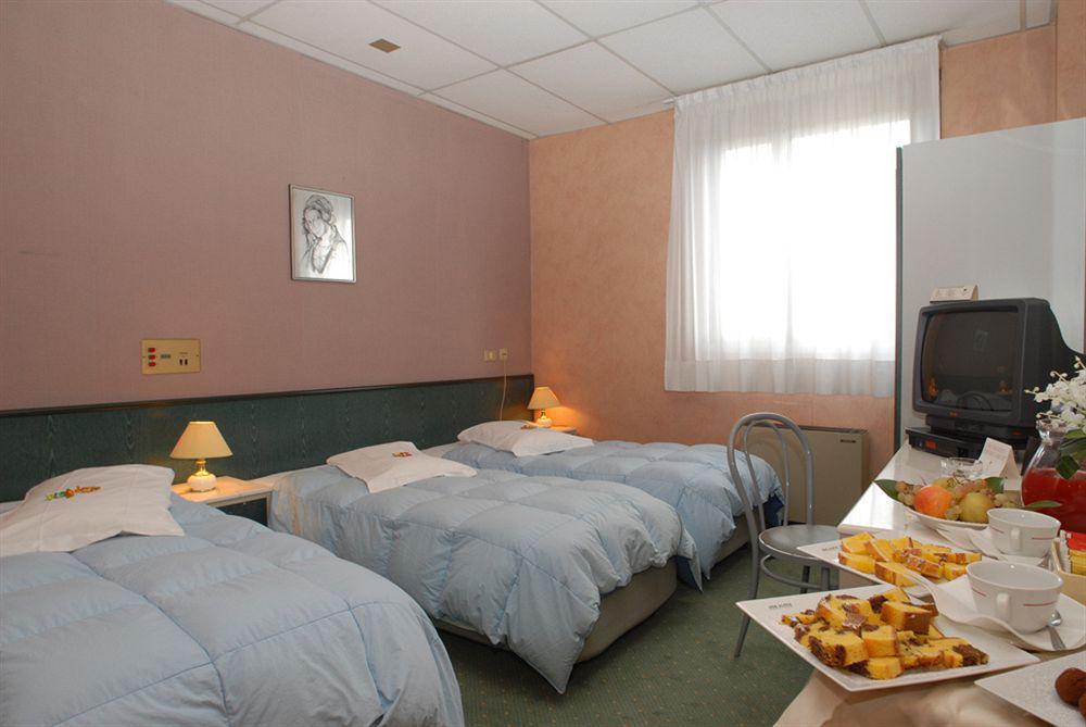 Thp Bologna Hotel Carteria di Sesto Rastignano Værelse billede